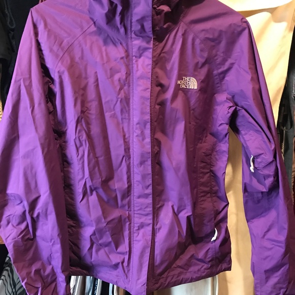 Northface Rain jacket - Picture 3 of 5